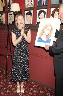 Melissa Benoist feet photo thumbnail