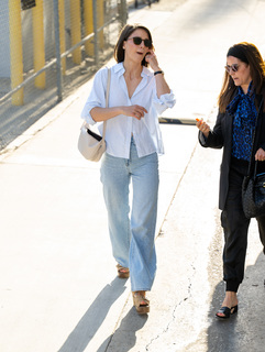 Melissa Benoist feet photo thumbnail