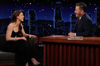Melissa Benoist feet photo thumbnail