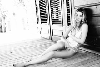 Melissa Bolona feet photo 14