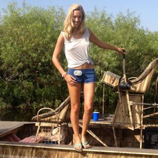 Melissa Bolona feet photo 6