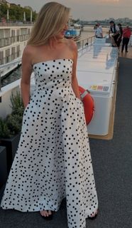Melissa Doyle feet photo 7