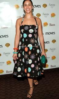 Melissa Fumero feet photo thumbnail