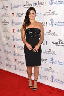 Melissa Fumero feet photo thumbnail