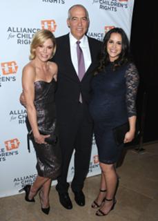 Melissa Fumero feet photo thumbnail