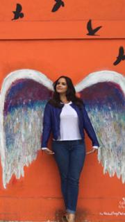 Melissa Fumero feet photo thumbnail