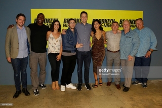 Melissa Fumero feet photo thumbnail