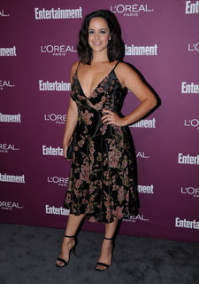 Melissa Fumero feet photo thumbnail