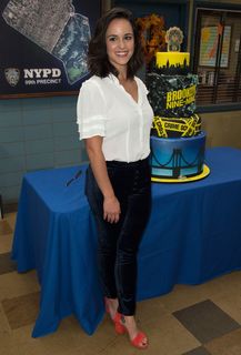 Melissa Fumero feet photo thumbnail