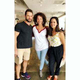 Melissa Fumero feet photo thumbnail