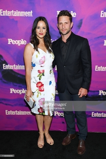 Melissa Fumero feet photo thumbnail