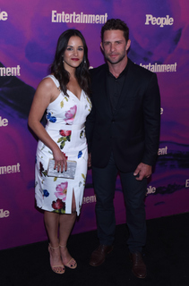Melissa Fumero feet photo thumbnail