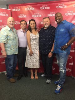 Melissa Fumero feet photo thumbnail