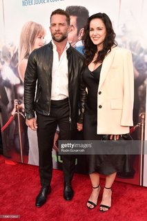 Melissa Fumero feet photo thumbnail