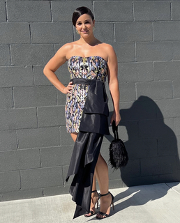 Melissa Fumero feet photo thumbnail