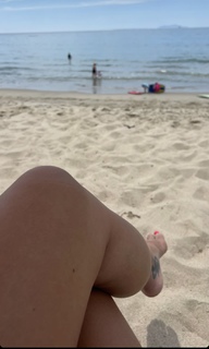 Melissa Fumero feet photo thumbnail