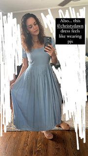Melissa Fumero feet photo thumbnail