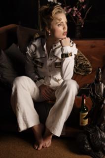 Melissa George feet photo thumbnail