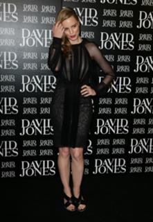 Melissa George feet photo thumbnail