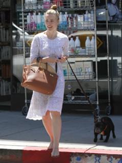 Melissa George feet photo thumbnail