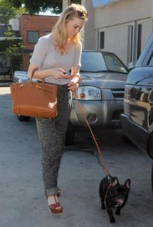 Melissa George feet photo thumbnail