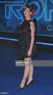 Melissa Gilbert feet photo thumbnail