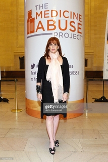 Melissa Gilbert feet photo thumbnail