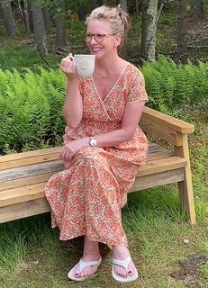 Melissa Gilbert feet photo thumbnail