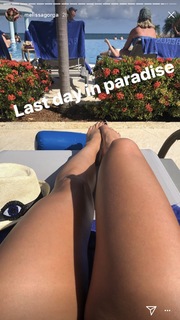 Melissa Gorga feet photo thumbnail