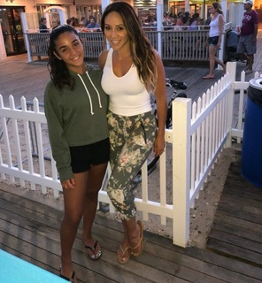 Melissa Gorga feet photo thumbnail