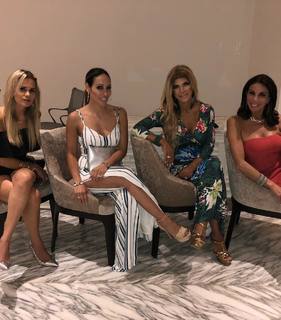 Melissa Gorga feet photo thumbnail