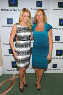 Melissa Joan Hart feet photo thumbnail