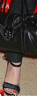 Melissa Joan Hart feet photo thumbnail