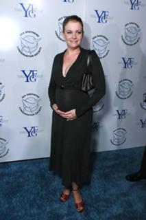 Melissa Joan Hart feet photo thumbnail