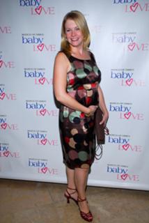 Melissa Joan Hart feet photo thumbnail