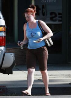 Melissa Joan Hart feet photo thumbnail