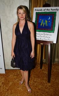 Melissa Joan Hart feet photo thumbnail