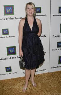 Melissa Joan Hart feet photo thumbnail