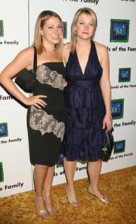 Melissa Joan Hart feet photo thumbnail