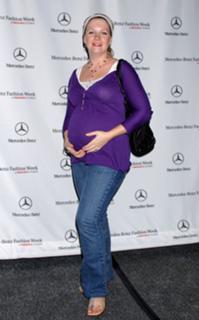 Melissa Joan Hart feet photo thumbnail