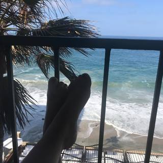 Melissa Joan Hart feet photo thumbnail