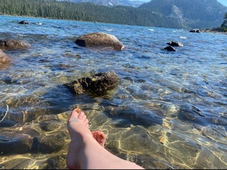 Melissa Joan Hart feet photo thumbnail