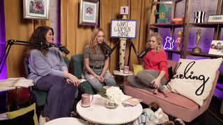 Melissa Joan Hart feet photo thumbnail