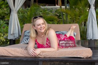 Melissa Joan Hart feet photo thumbnail
