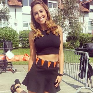Melissa Khalaj feet photo 12