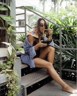 Melissa Khalaj feet photo 16