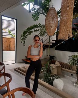 Melissa Khalaj feet photo 15