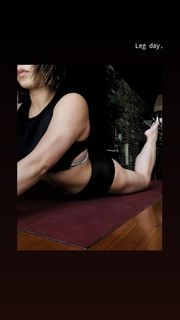 Melissa Leong feet photo 18