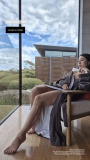 Melissa Leong feet photo 9