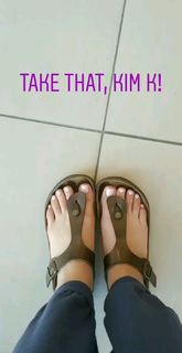 Melissa Maker feet photo 7